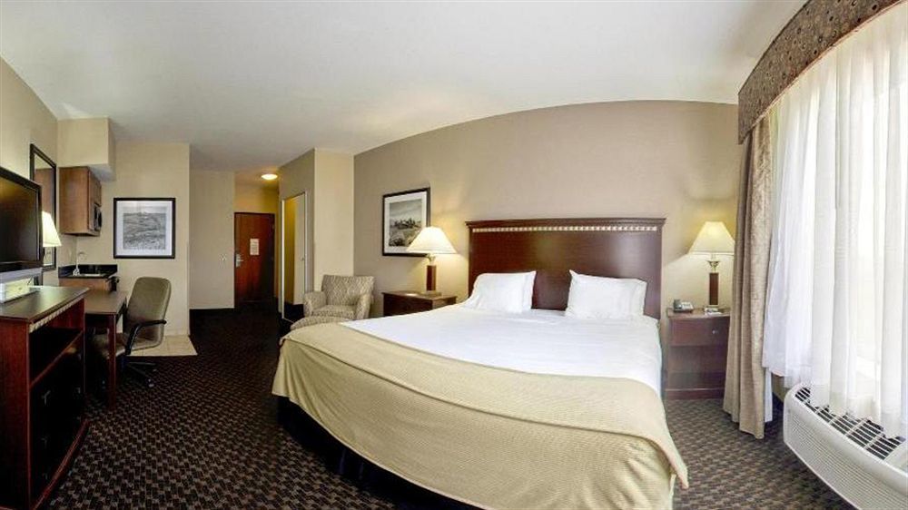 Route 66 Inn & Suites Маями Екстериор снимка